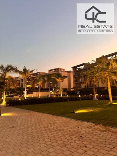 Apartment158m for sale fully finished view landscape, installments and lowest down payment in Fifth Square Al Marasem Fifth Settlement Golden square