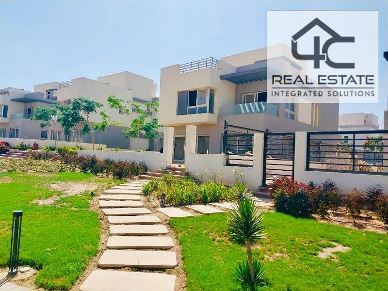 Standalone villa with a land area of 450m modern Ready to move for sale at the lowest price in Hyde Park Fifth Settlement 0