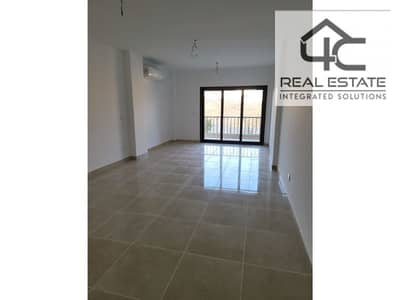 Apartment fully finished With a down payment and installments for sale in Fifth Square Including maintenance and garage Delivery 2025