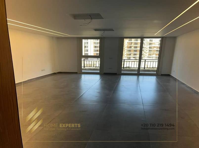 Apartment for rent in Taj City Compound l kitchen & ACs 0