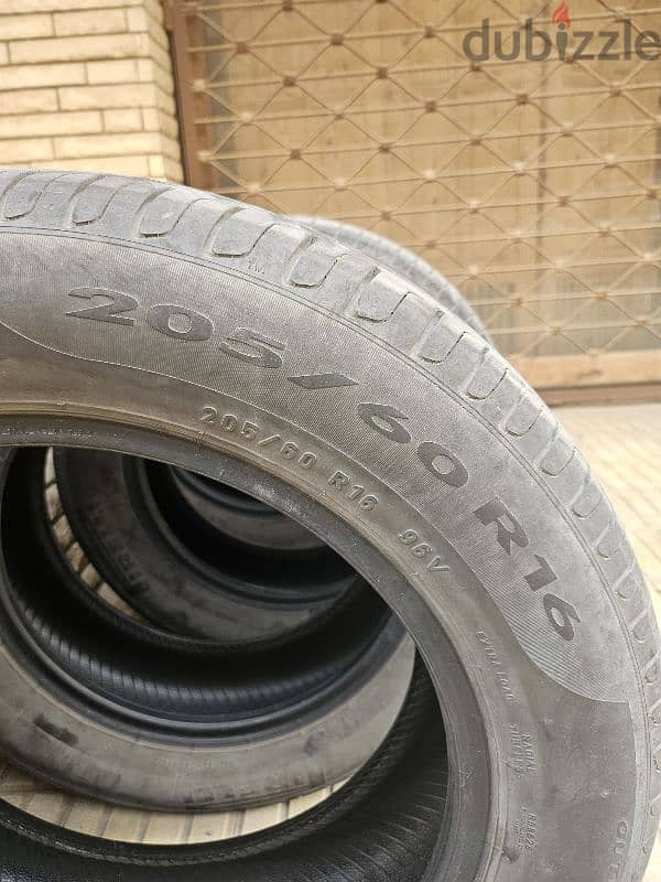 4 Pirelli Tyres - ٤ فرد كاوتش بيريللي 1