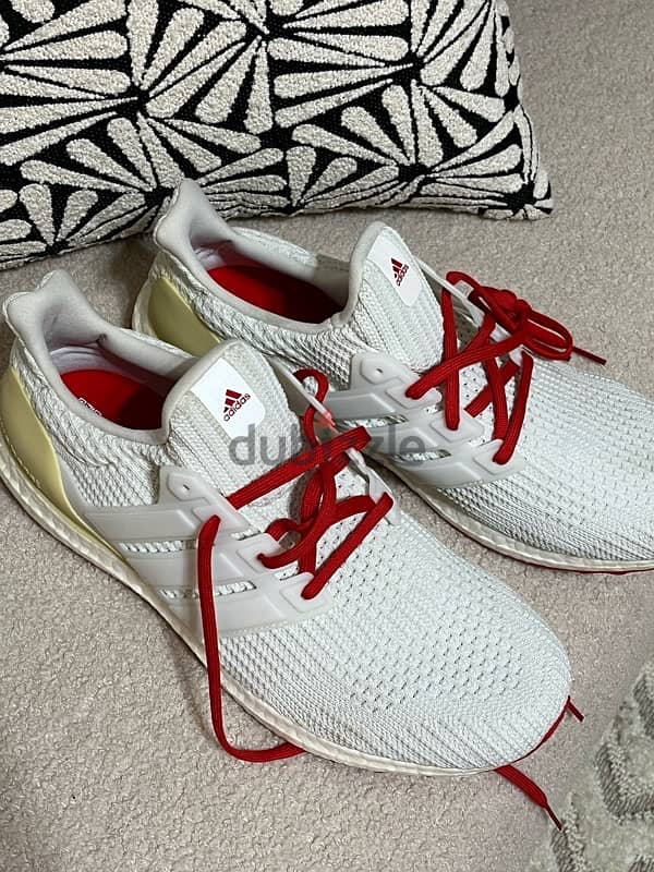 ULTRABOOST 4 DNA SHOES 2