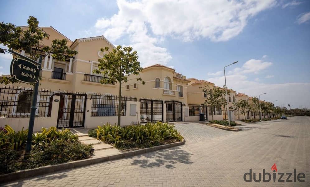 Standalone villa for sale in the best location in Hyde Park Compound, Fifth Settlement, with installments over 8 years 0