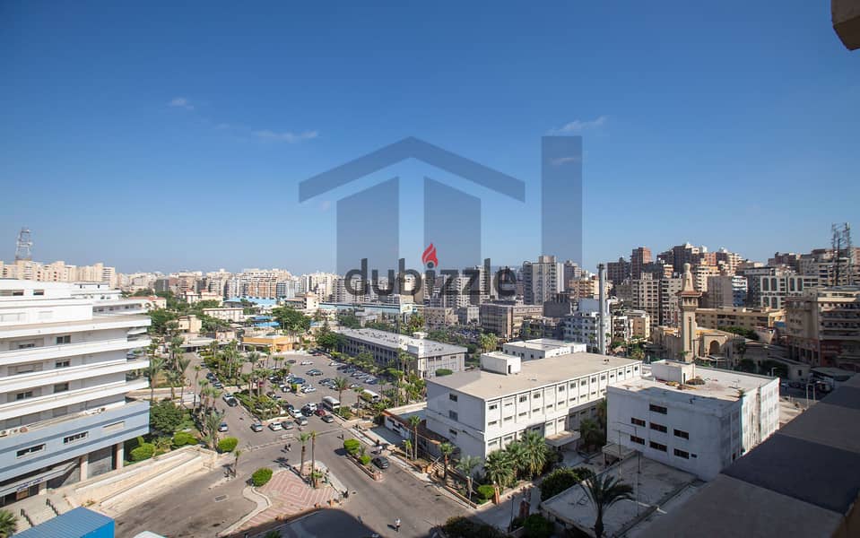 Apartment for sale 215m Sidi Gaber (Steps from the sea) 0