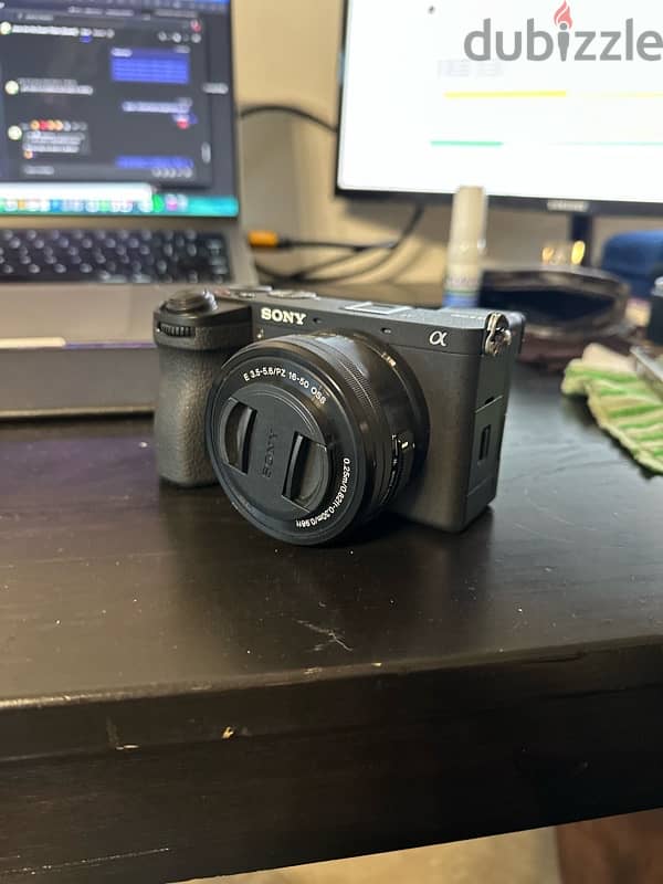 Sony A6700 - barely used like new 2