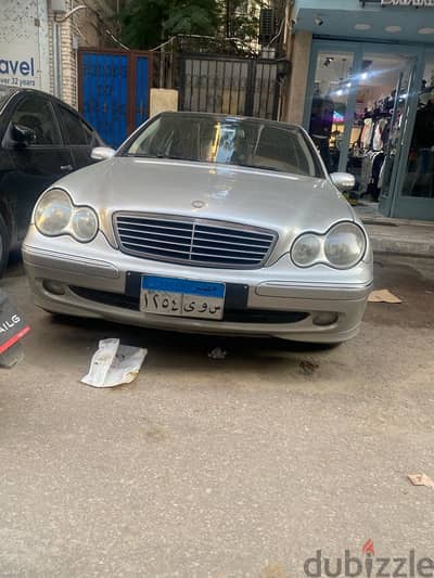 c240  موديل 2004