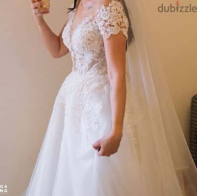 wedding dress for sale used like new