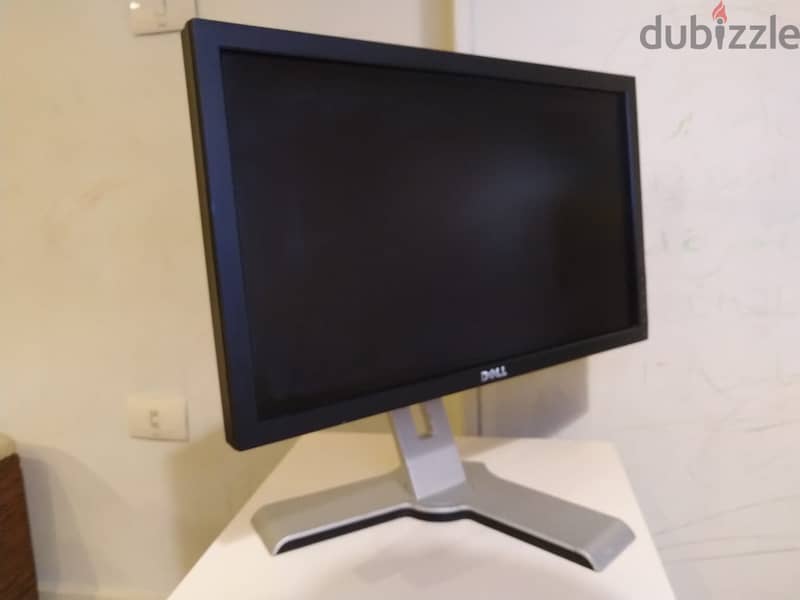 شاشة كمبيوتر DELL 19 0