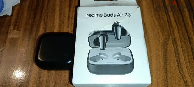 Realme earbuds air 3s used