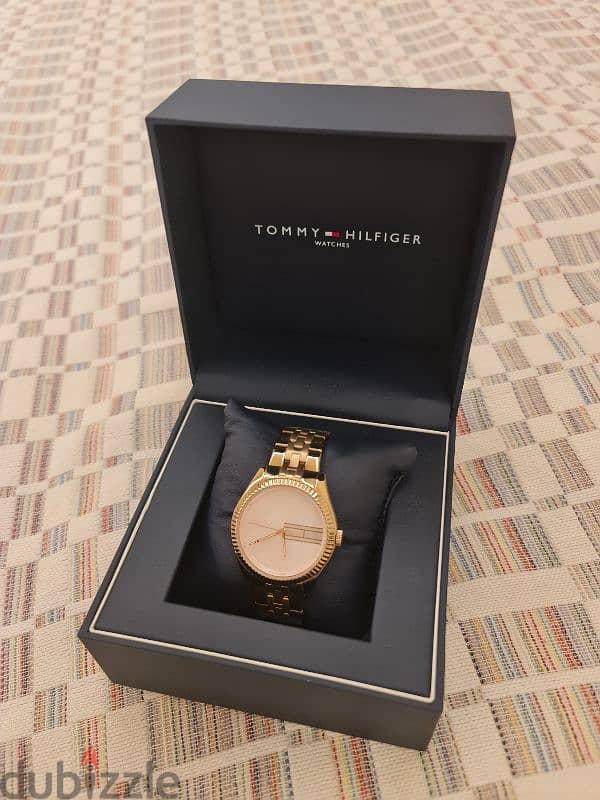 BRAND ORIGINAL TOMMY HILFIGER WOMEN WATCH 2