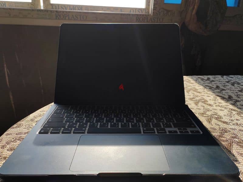 macbook air m2 totally new. . . ماك بوك اير ام ٢ ١٣ إنش جديد تماما 0