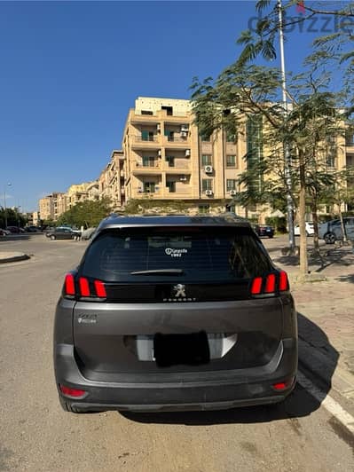 Peugeot 5008 2019