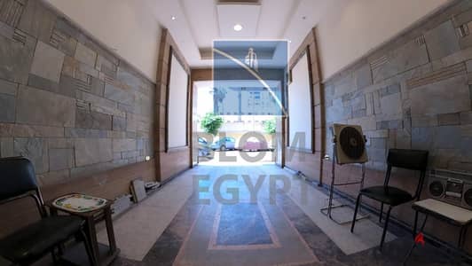 Shop for sale (38 sqm + 12 sqm sunroom), El Shatby (steps from Port Said Street), suitable or all activities - 2,700,000 EGP cash