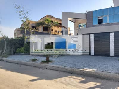 Villa for sale 500 SQM in fully finished with a prime location - in front of Al Rabwa Compound - Sheikh Zayed