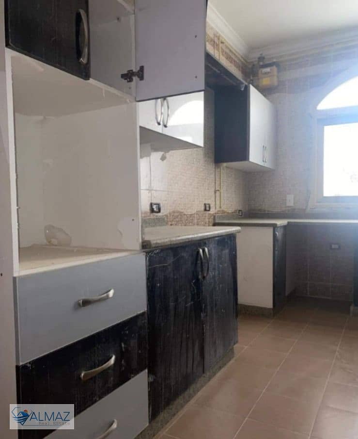 Apartment for rent with kitchen in Narges, 5 villas in Fifth Settlement 0