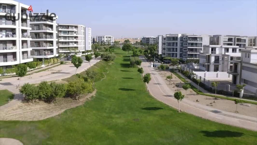 apartment 155m for sale prime location infront of cairo airport on suez road in taj city new cairo 0