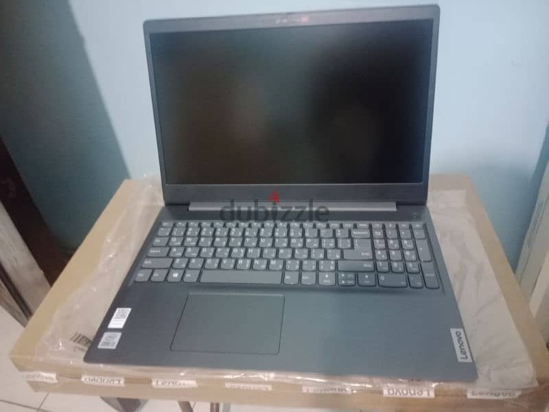 لاب توب لينوفو V15 أنتل كور  Laptop Lenovo 10110u core i3 0