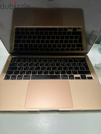 macbook air m1 with box Arabic & english keyboard 8gb 256gb