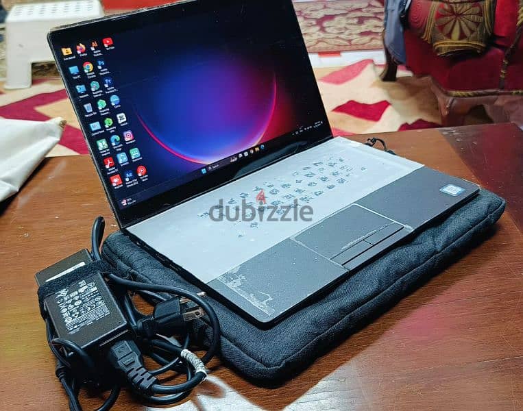 Dell latitude 5300 2-in-1 360° 2