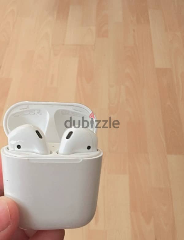 AirPods 2 3