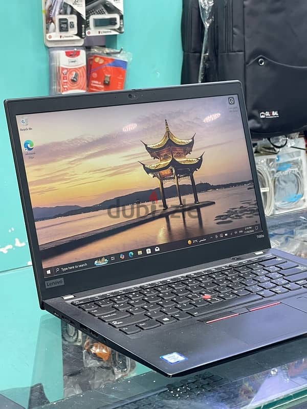 Lenovo t490s تاتش سكرين برامات ٣٢جيجا 1