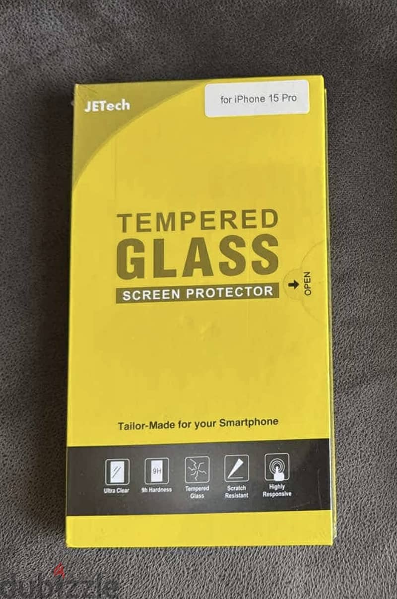 3 iPhone 15 Pro Screen Protector - JTech 0