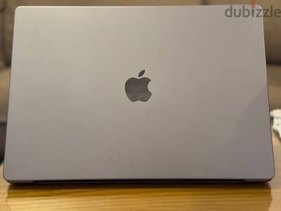 Apple macbook pro m1  max  32gb / 1tb / CPU 10C / GPU 32C