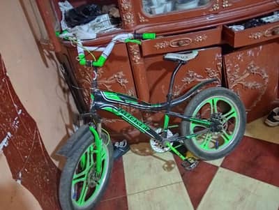 عجله Bmxوسط