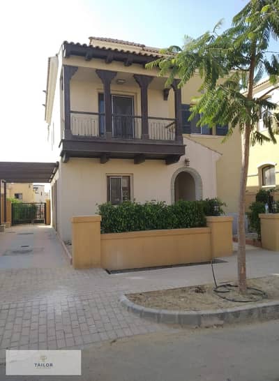 Villa for sale in Mivida "fully finished, view garden" 5 minutes from the AUC