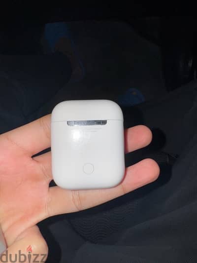 AirPods