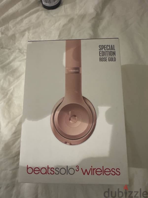 beats solo 3 wireless 0