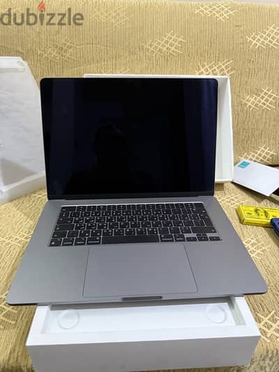 MacBook Air 15-inch M2 512GB/8GB