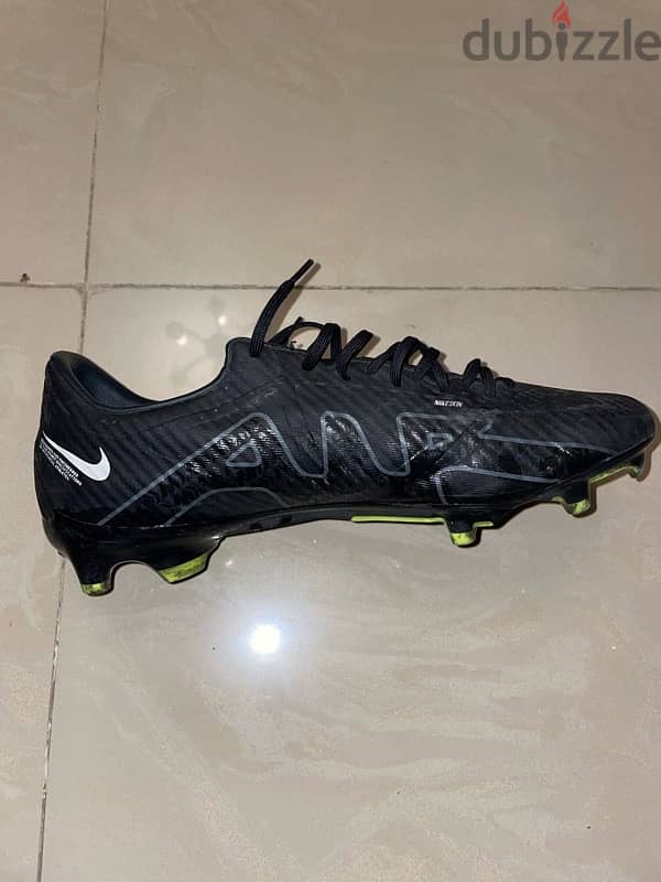 Nike football boots 0