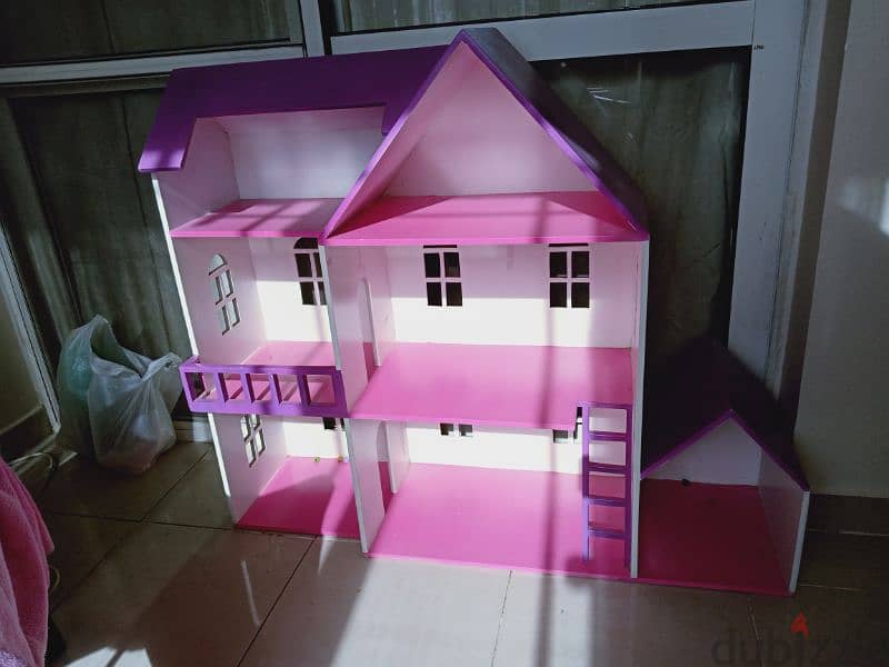 doll house wood 0