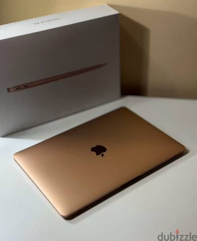 MacBook Air M1 2022