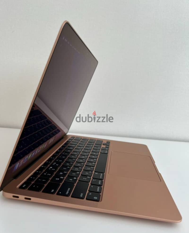 MacBook Air M1 2022 4