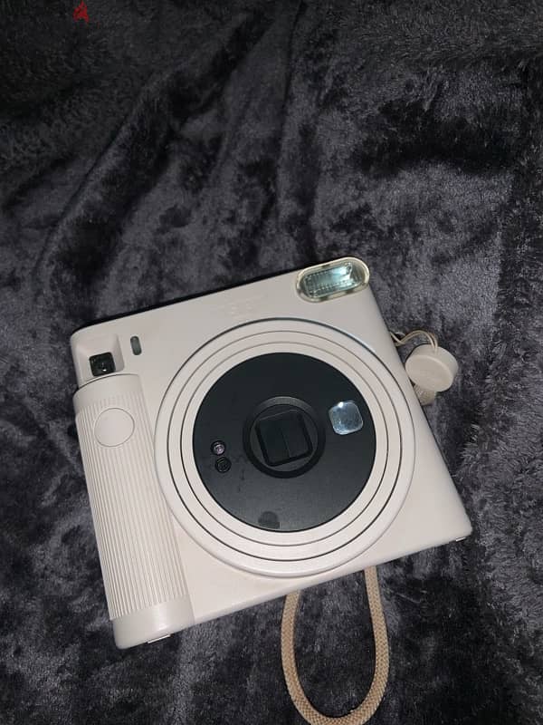 Instax square كاميرا فورية 1