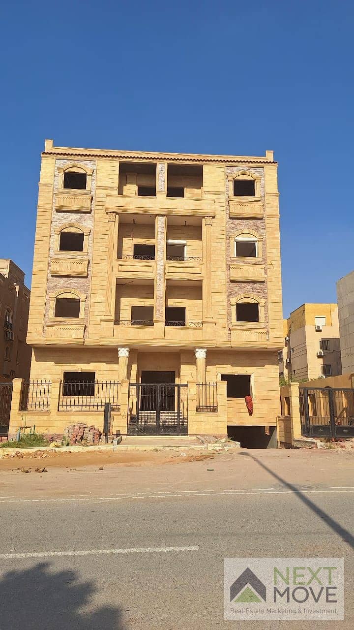 Apartment for sale in Narges, 7 villas, immediate receipt, area 220 0