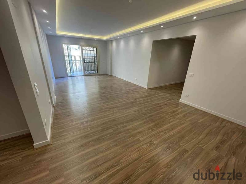 شقه ارضي أول ساكن للايجار في السياحية الرابعة   Apartment for Rent in Touristic 4 El Sheikh Zayed 0