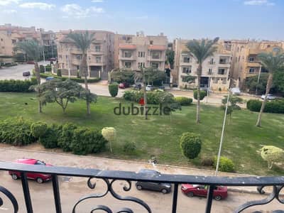 Apartment for sale, super luxurious, finished, 202 sqm, sea view, garden, distinctive location, in Villa Banafseg, wide steps from 90th Street and Al-