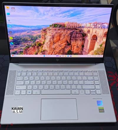 hp ENVY 15 Ci9 Gen 11 Touch screen