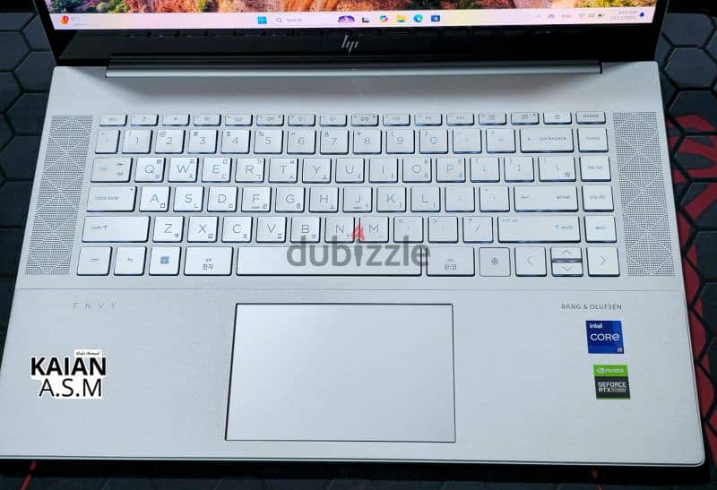 hp ENVY 15 Ci9 Gen 11 Touch screen 5