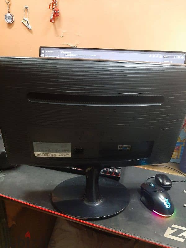 Samsung 19 INCH Monitor 1