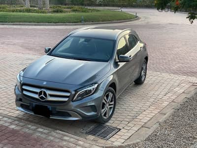 Mercedes-Benz GLA 200 2015