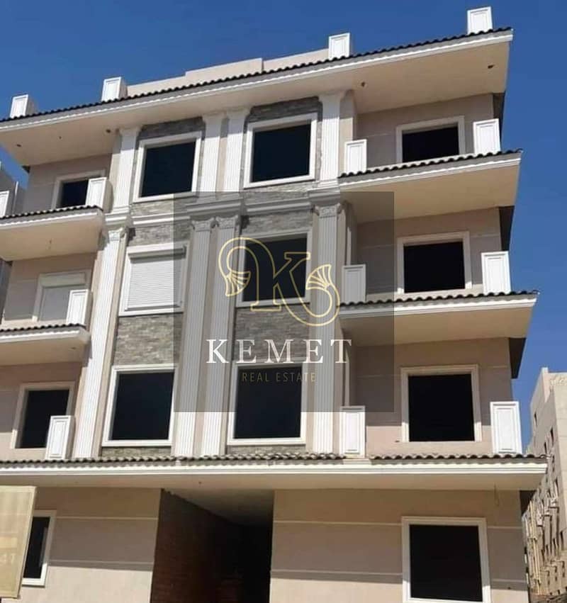 Apartment  for Sale 185 m READY TO MOVE , prime Location in Andalusia 2 New Cairo 0