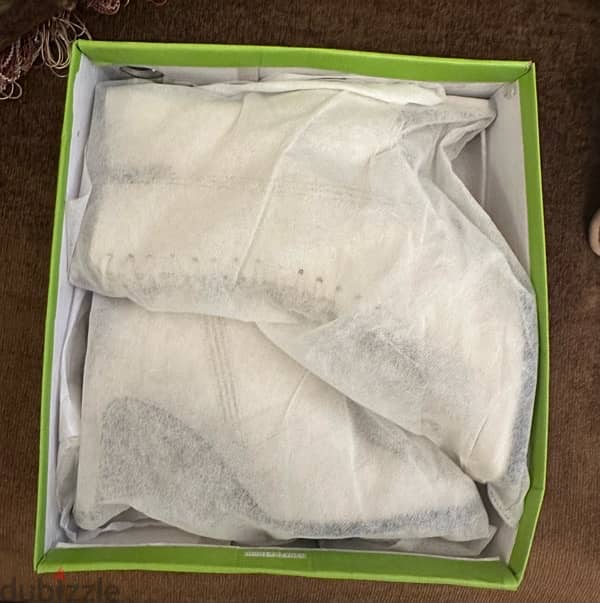 Pixi Off white half boots 1