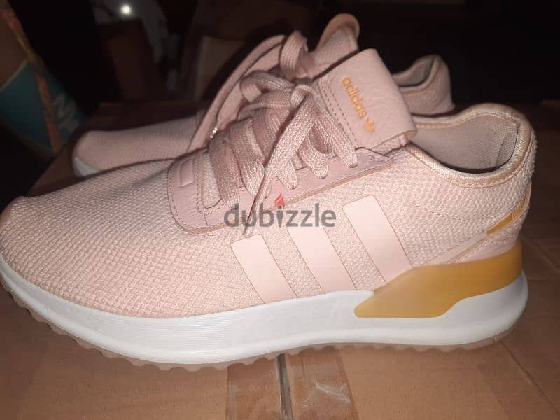 Adidas pink shoes 0