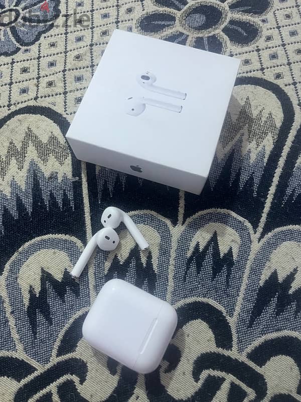 Airpods 1st generation original with box 3