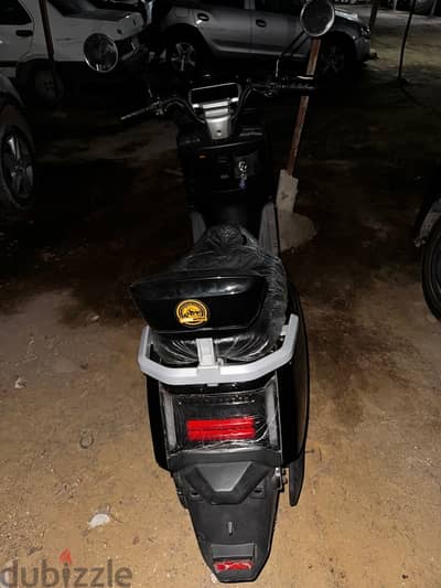 Electric scooter