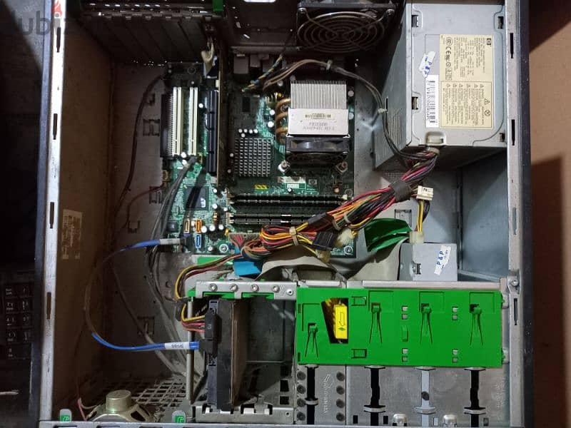 HP Compaq Minitower PC 6